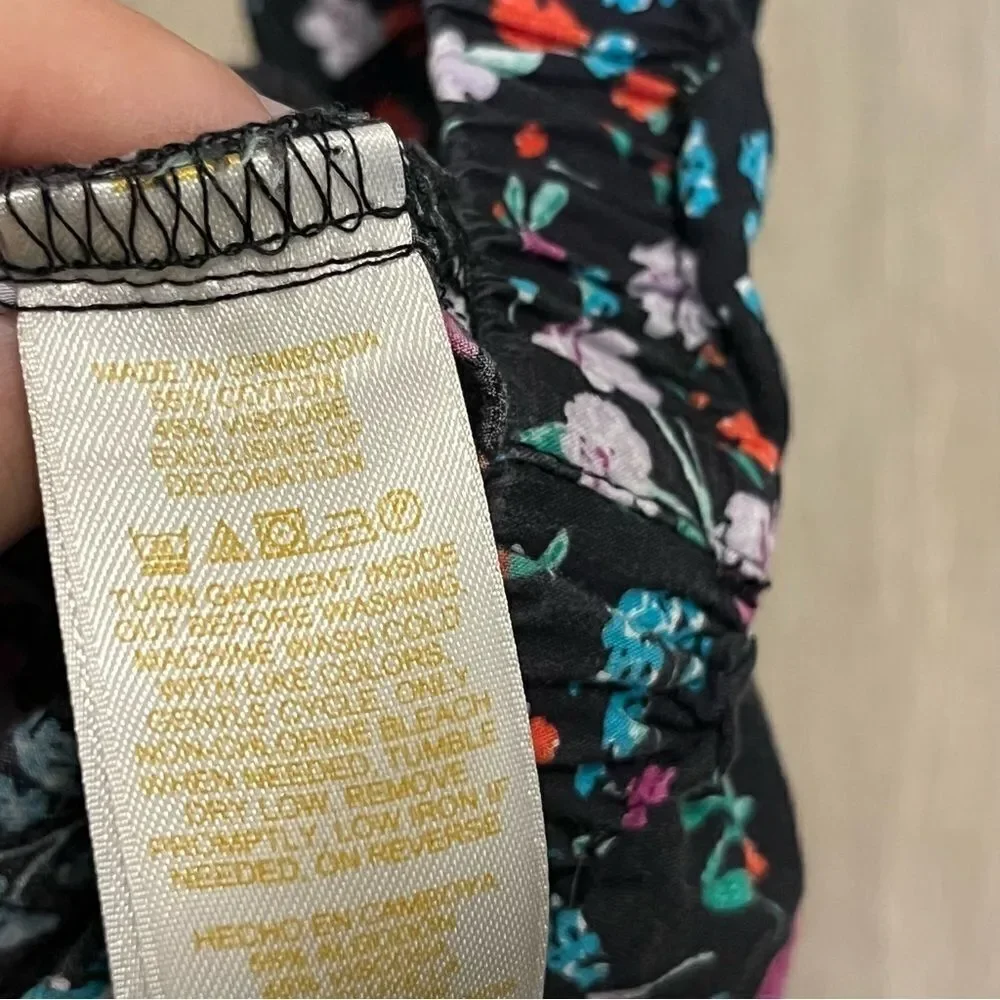 Women's Floral Print Pajama Shorts - Picture 4 of 7